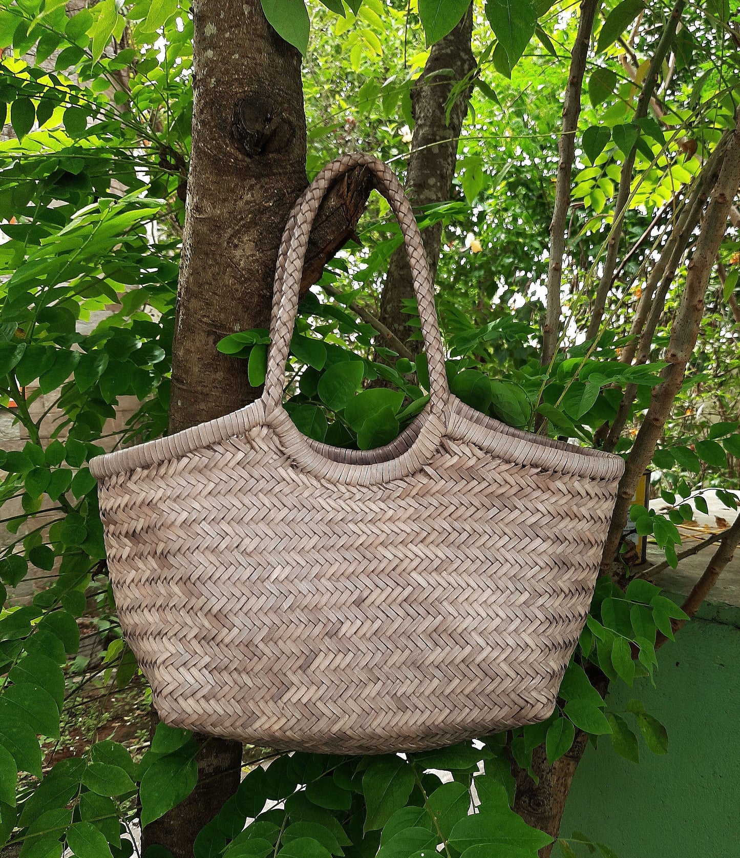 Genuine Leather Hand Woven Ladies Hobo Bag - MONALISA - LIGHT GRAY