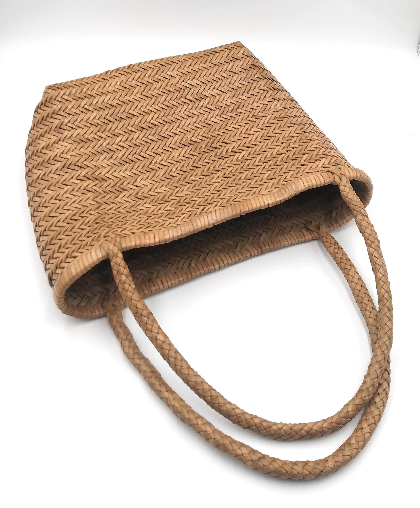 Echtes Leder, handgewebte Damen-Tragetasche im Dreisprung-Bambus-Stil – MARIAM